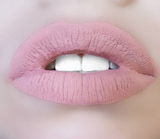 KISSES VELVET MATTE LIQUID LIPSTICK